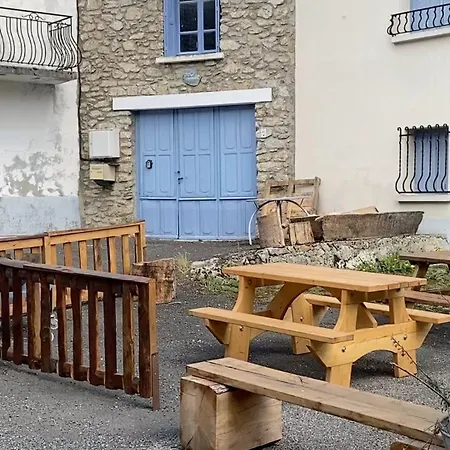 Le Des Nains *