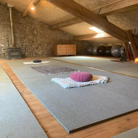 Le Des Nains Tatil Evi Querigut