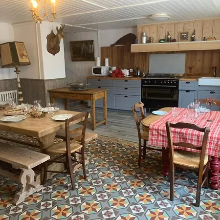 Nyaraló Le Des Nains