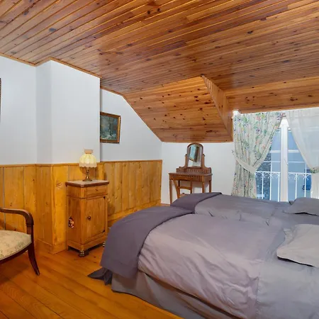 Le Des Nains Tatil Evi Querigut