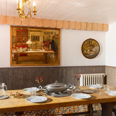 Le Des Nains Tatil Evi Querigut
